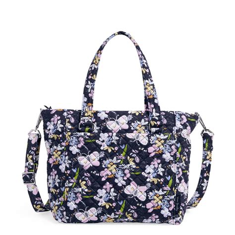 who sells vera bradley bags